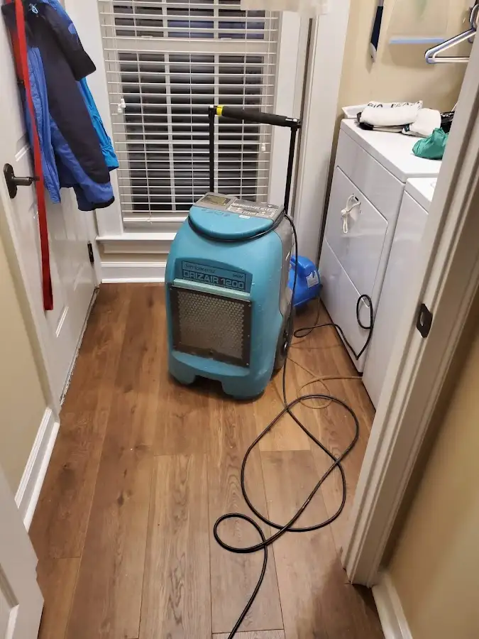 Commercial dehumidifier deployed for Crawl Space Restoration in Suwanee